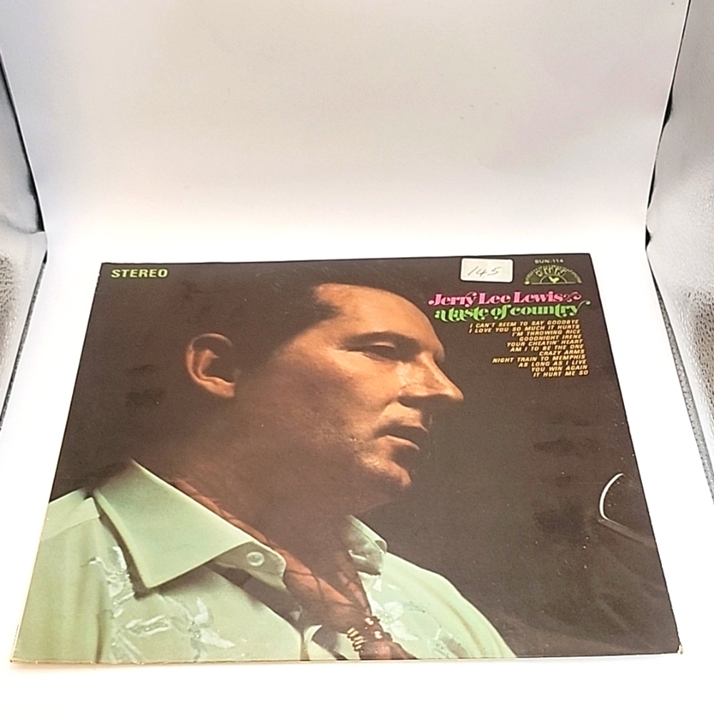 Vintage 1970 Sun Records Jerry Lee Lewis "A Taste Of Country" 114 Vinyl Record